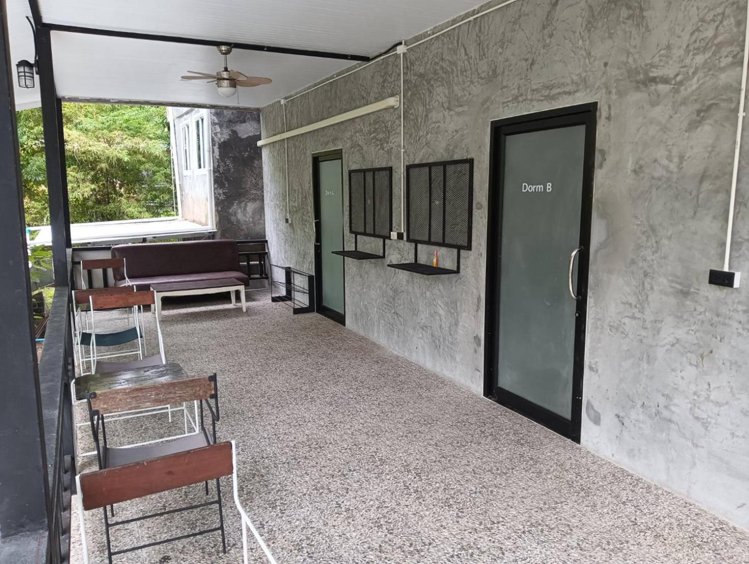White Jail At Koh Tao Hostel Exterior foto