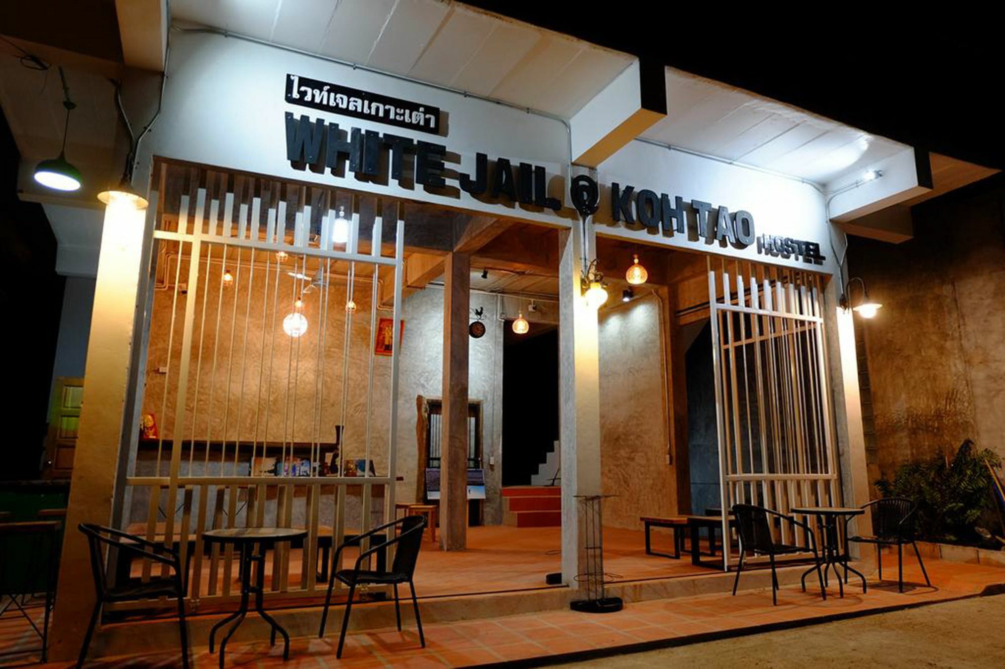 White Jail At Koh Tao Hostel Exterior foto